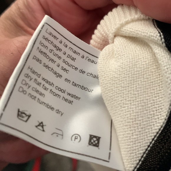 1990’’s vintage Chanel cotton knit sweater/top - Picture 8 of 8